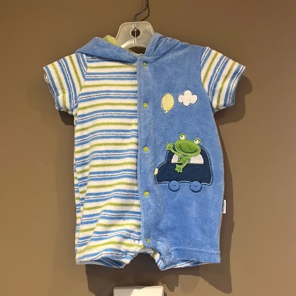 3 month Terry Cloth Romper - Picture 1 of 4